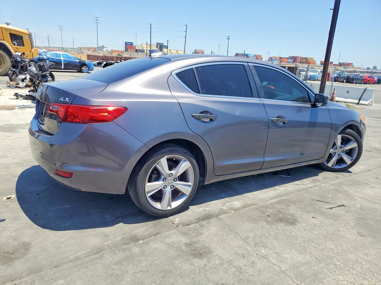 2015 ACURA ILX 20 TECH photo 7