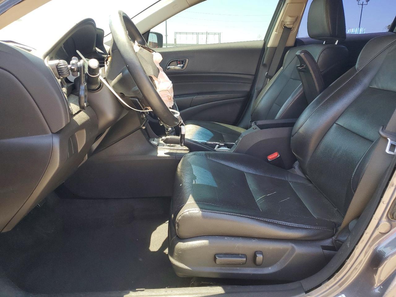 2015 ACURA ILX 20 TECH photo 19