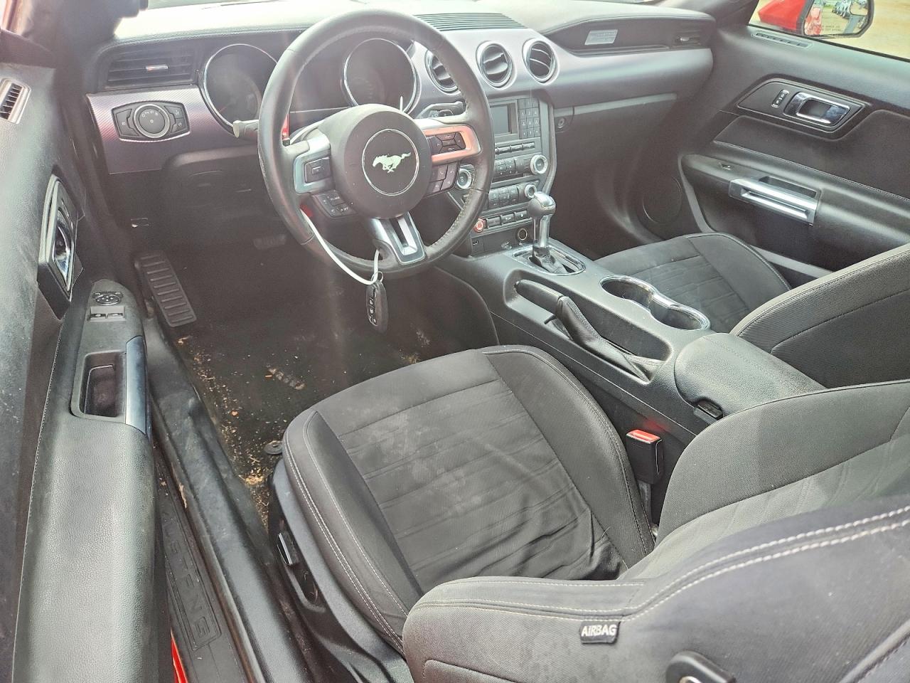 2016 FORD MUSTANG photo 15