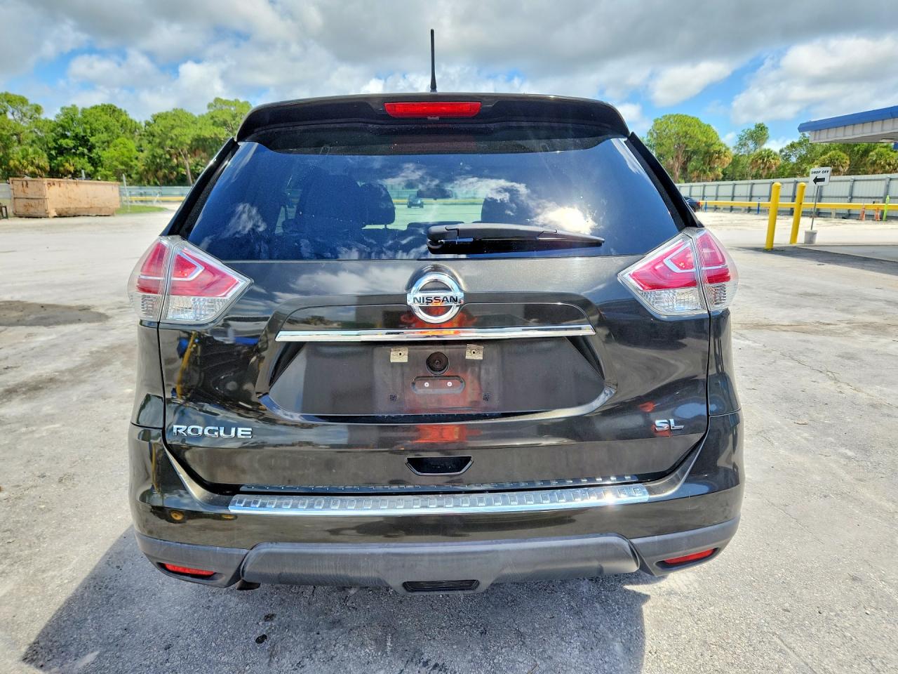 2016 NISSAN ROGUE SL photo 11