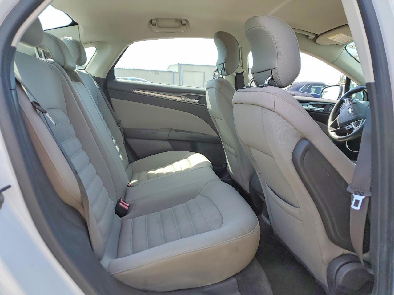 2013 FORD FUSION S photo 19