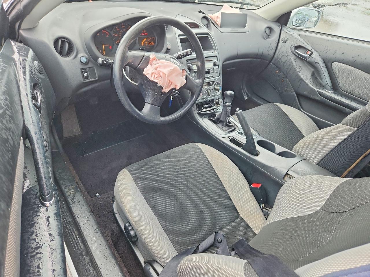 2004 TOYOTA CELICA GT photo 15