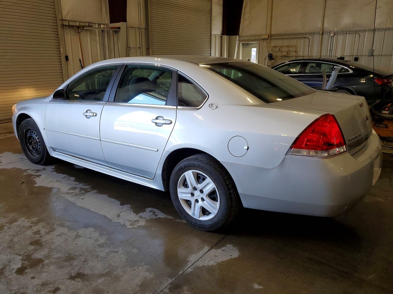 2009 CHEVROLET IMPALA LS photo 4
