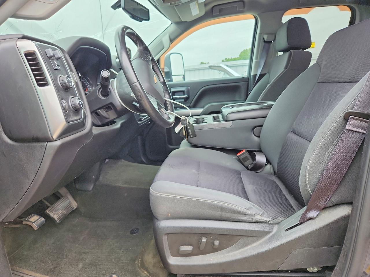 2015 CHEVROLET SILVERADO K2500 HEAVY DUTY LT photo 13