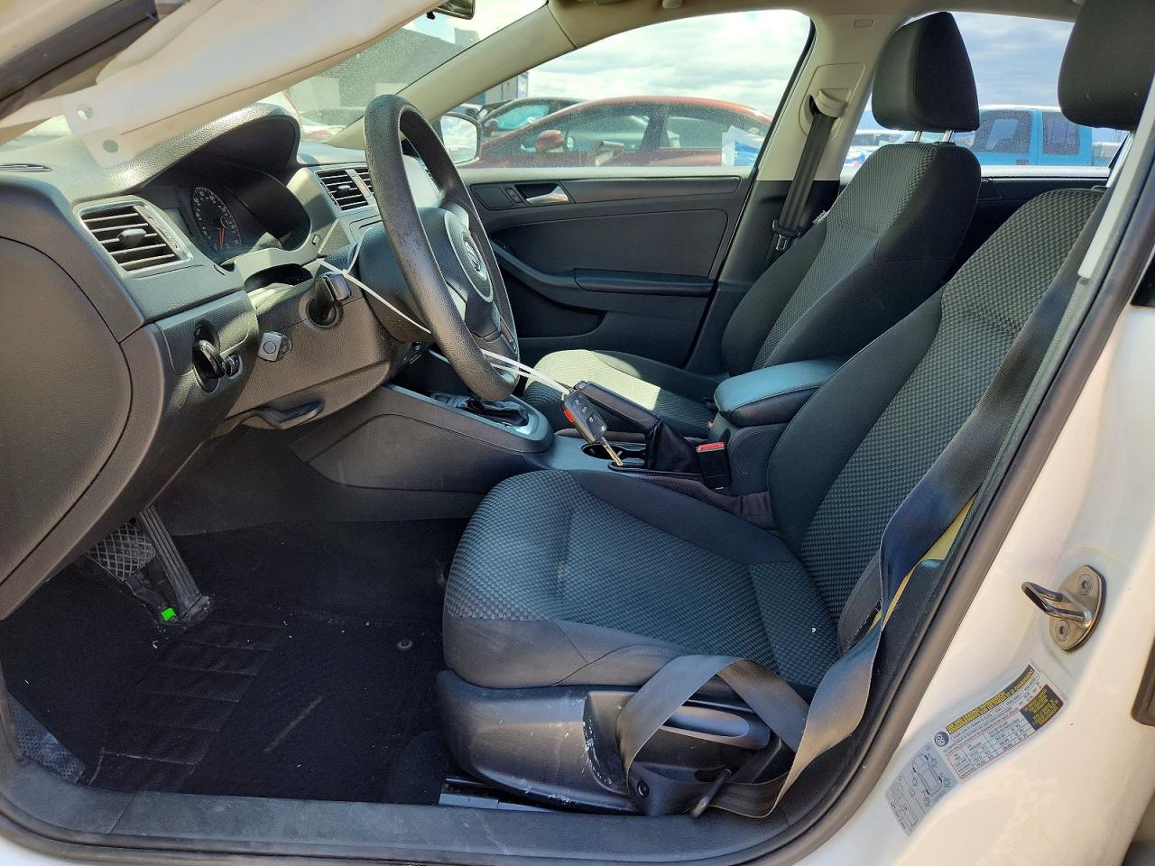 2013 VOLKSWAGEN JETTA BASE photo 7