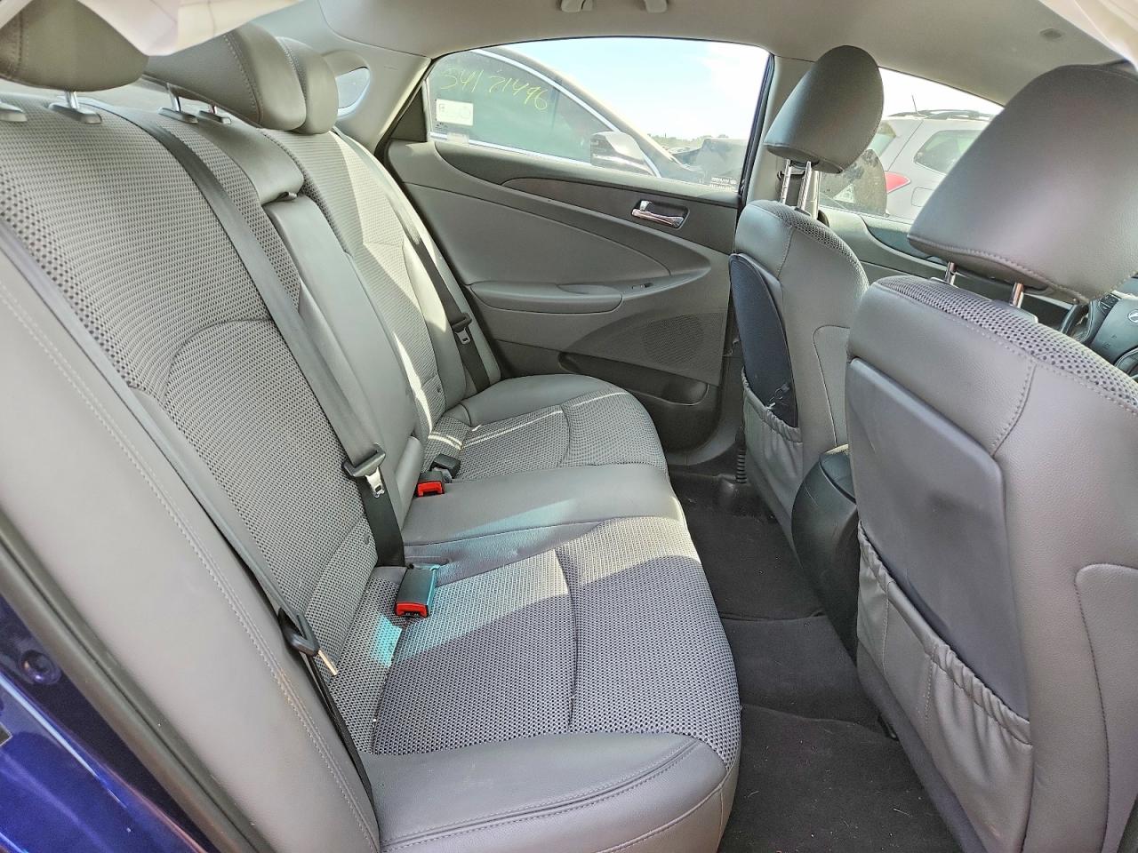 2012 HYUNDAI SONATA SE photo 19