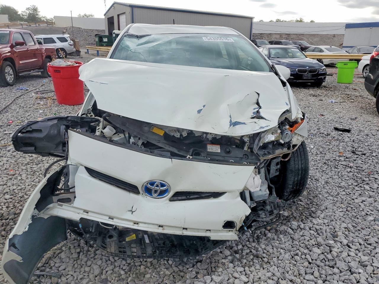 2015 TOYOTA PRIUS THREE photo 9