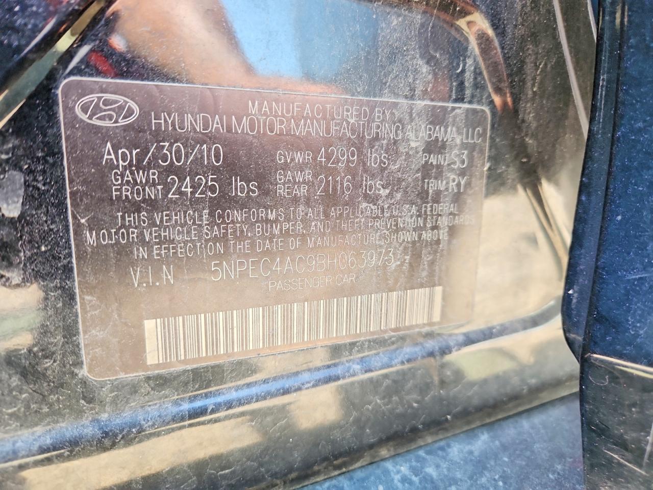 2011 HYUNDAI SONATA SE photo 23