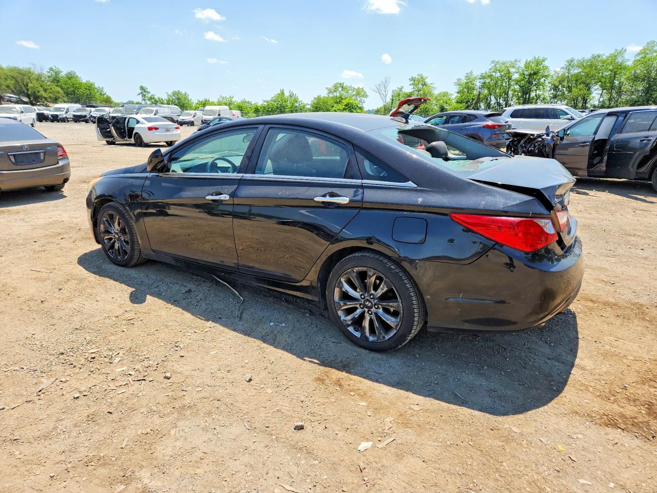 2011 HYUNDAI SONATA SE photo 3