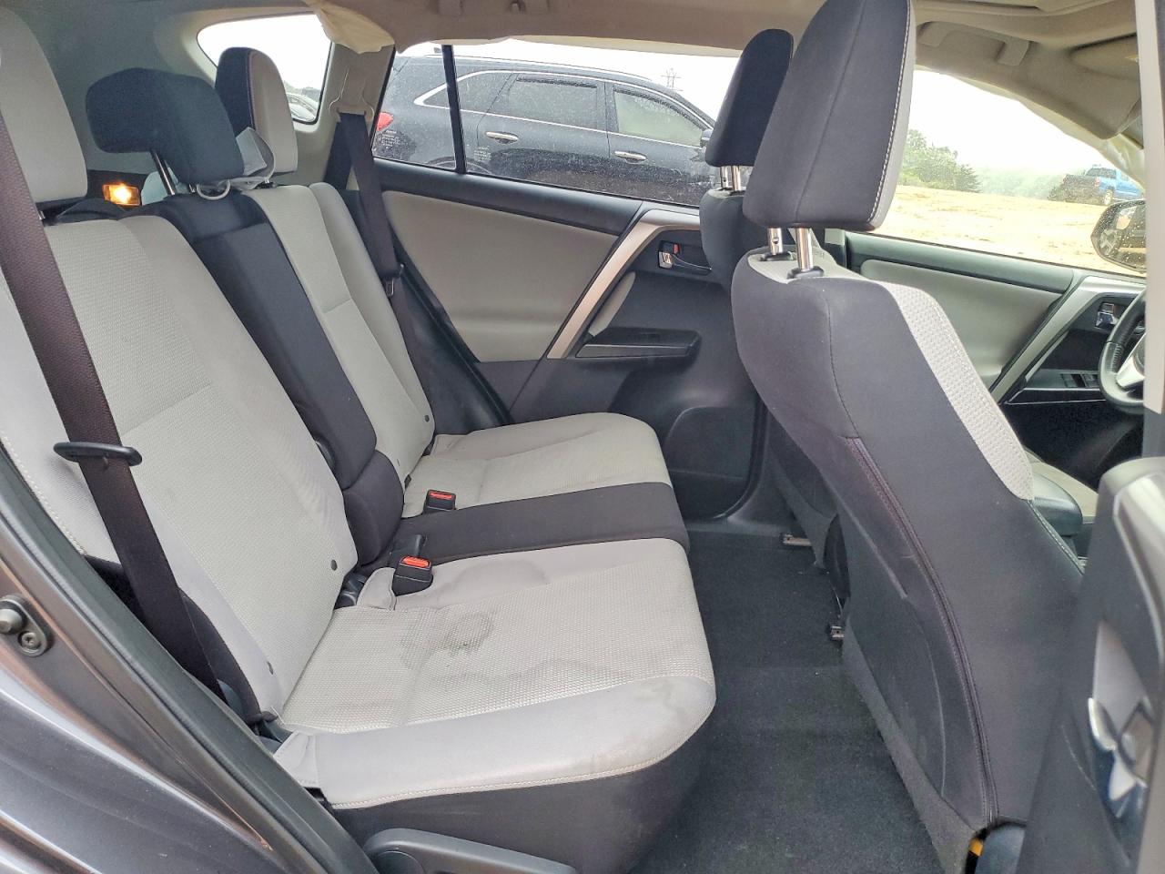 2017 TOYOTA RAV4 XLE photo 21
