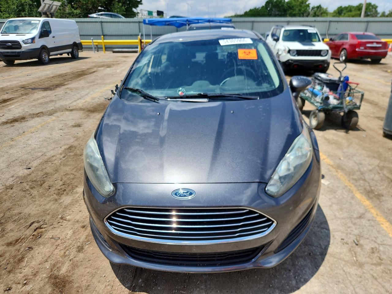 2015 FORD FIESTA SE photo 9