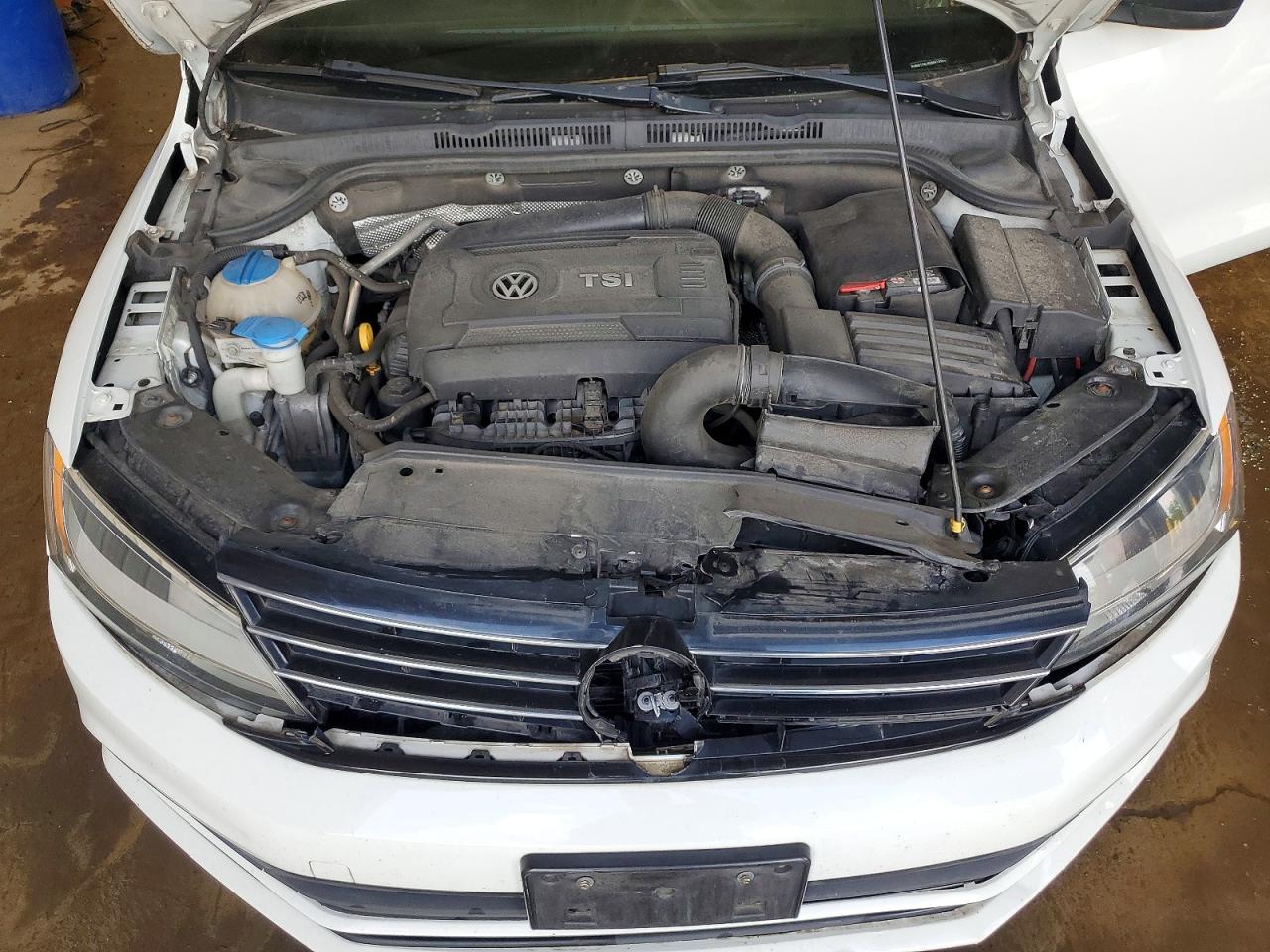 2016 VOLKSWAGEN JETTA SPORT photo 21