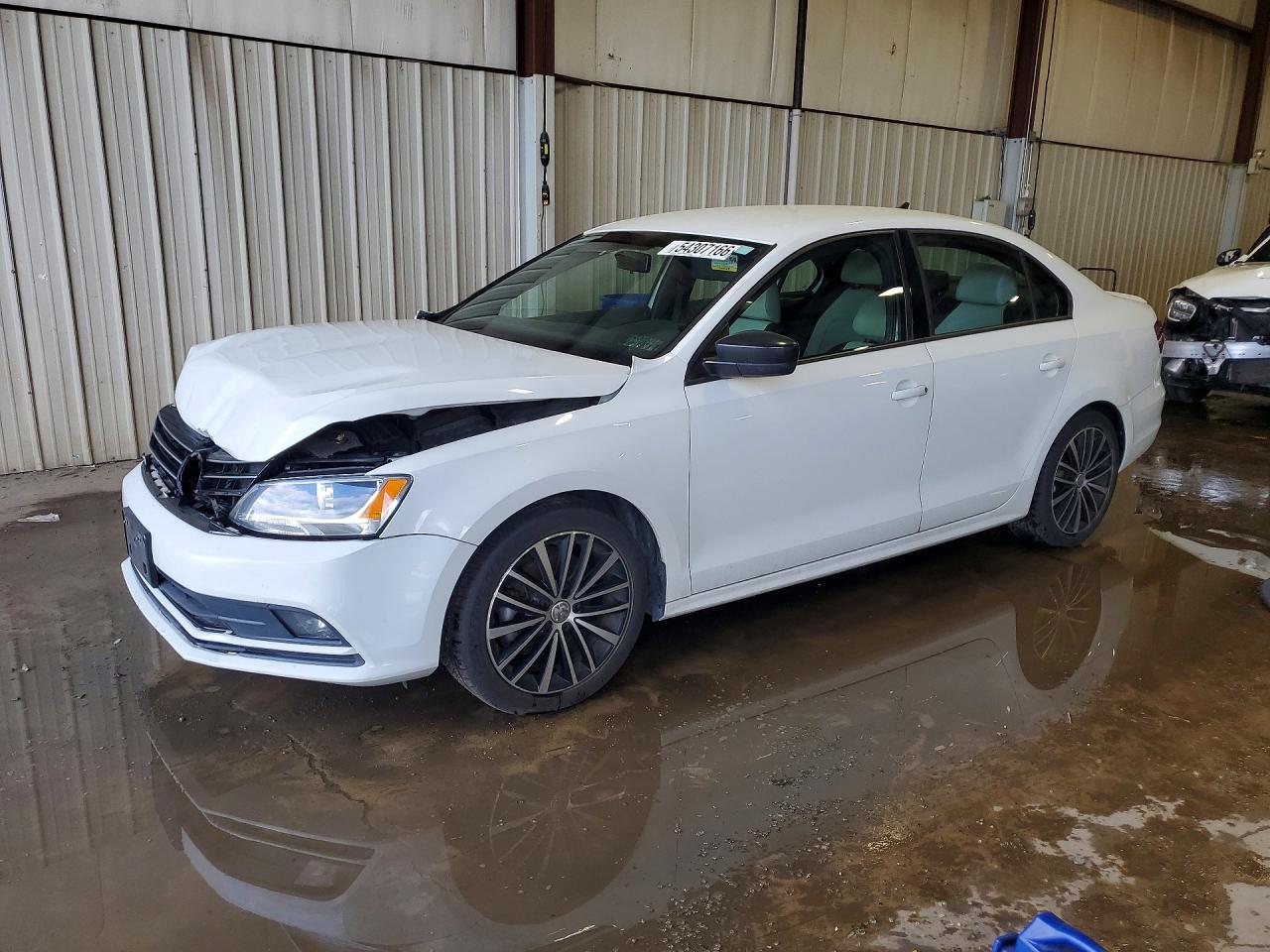 2016 VOLKSWAGEN JETTA