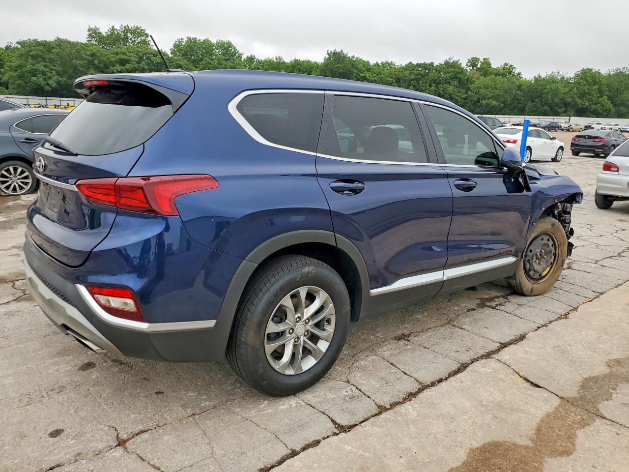 2019 HYUNDAI SANTA FE SE photo 5