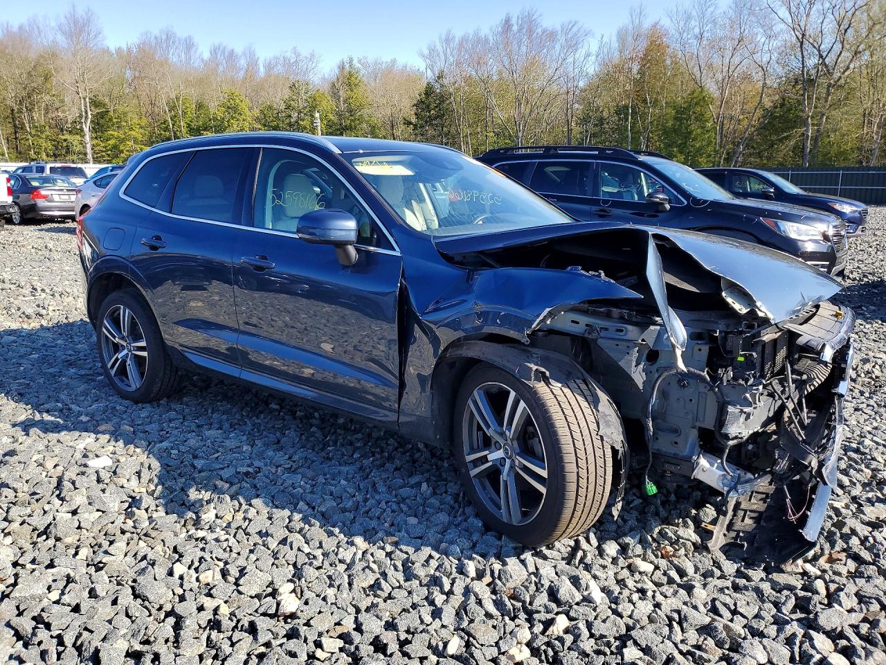 2021 VOLVO XC60 T5 MOMENTUM photo 4