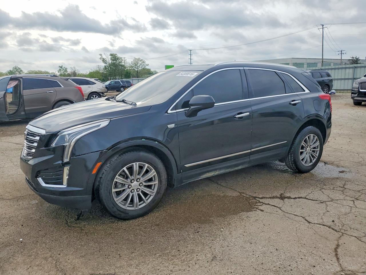2017 CADILLAC XT5