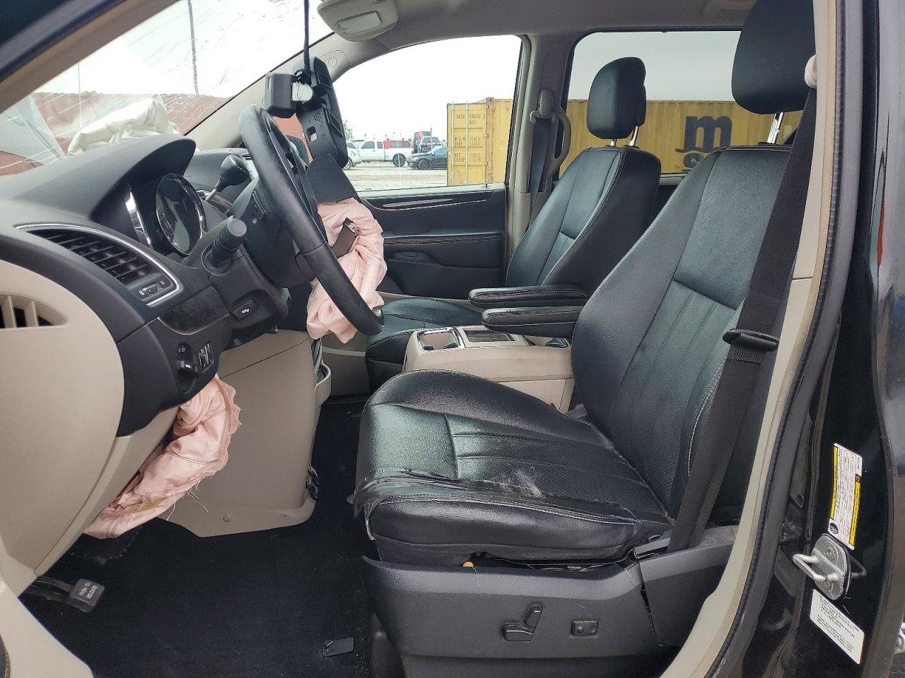 2012 CHRYSLER TOWN & COUNTRY TOURING L photo 13