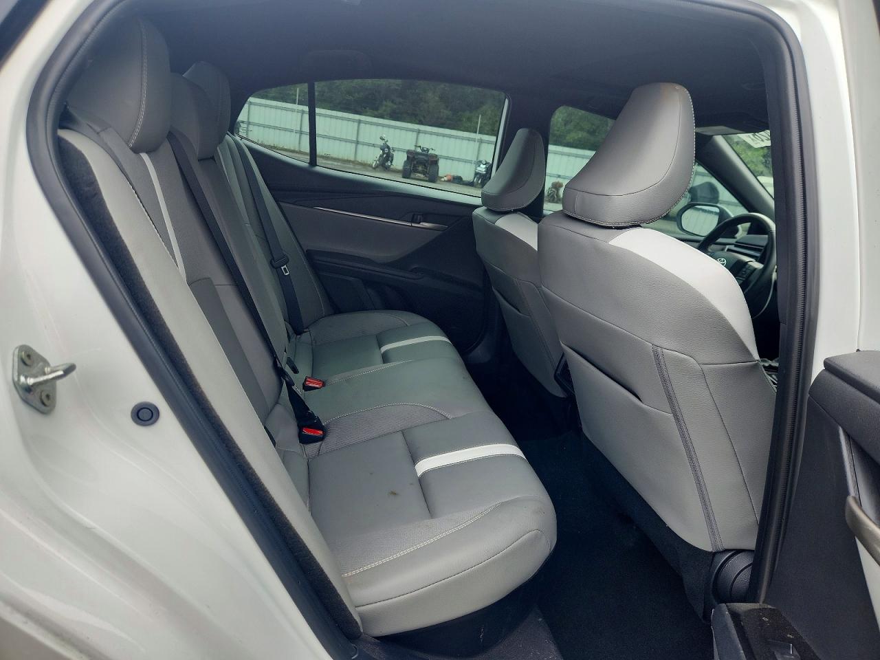 2025 TOYOTA CAMRY SE photo 19