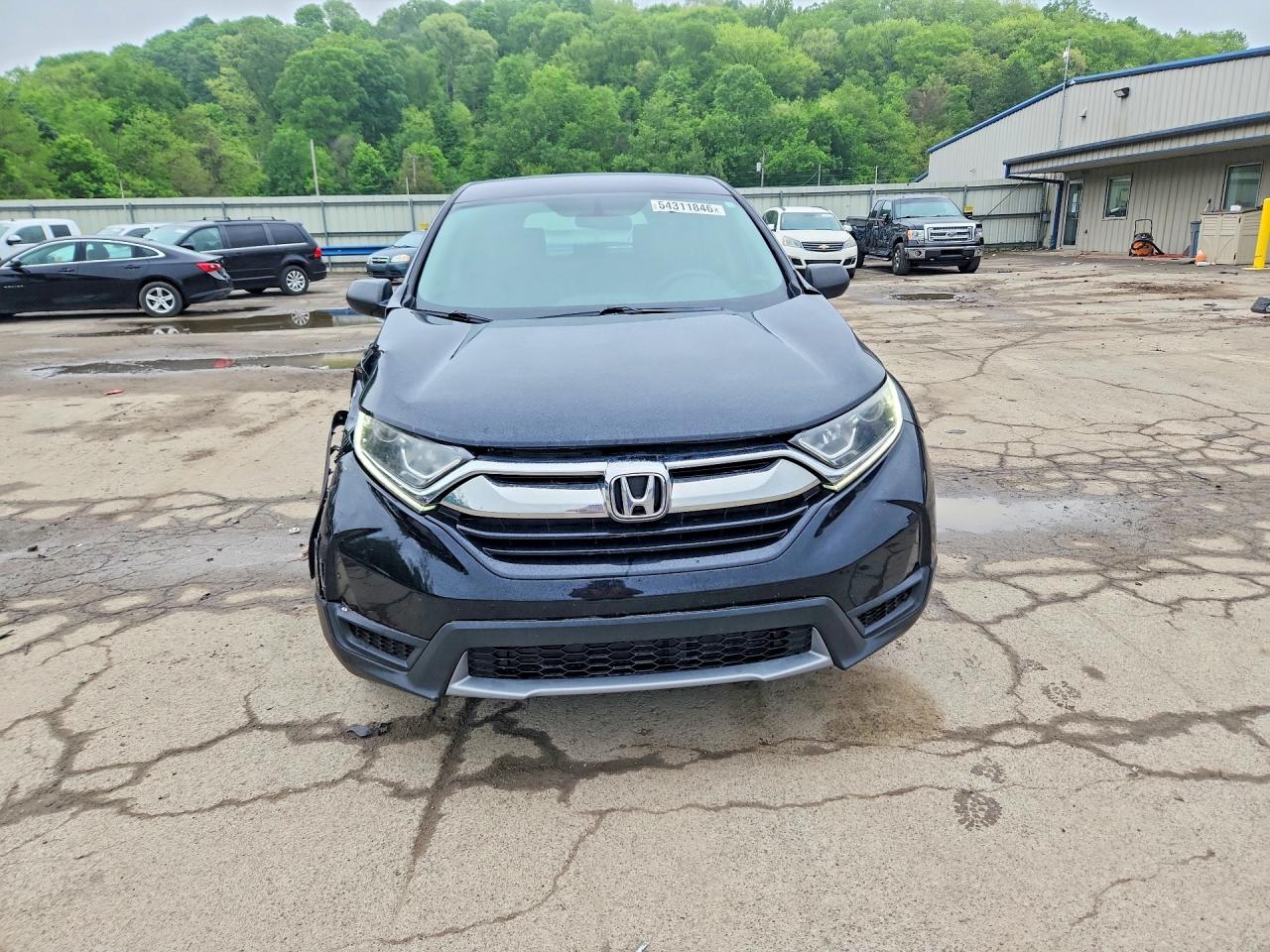 2017 HONDA CR-V LX photo 9