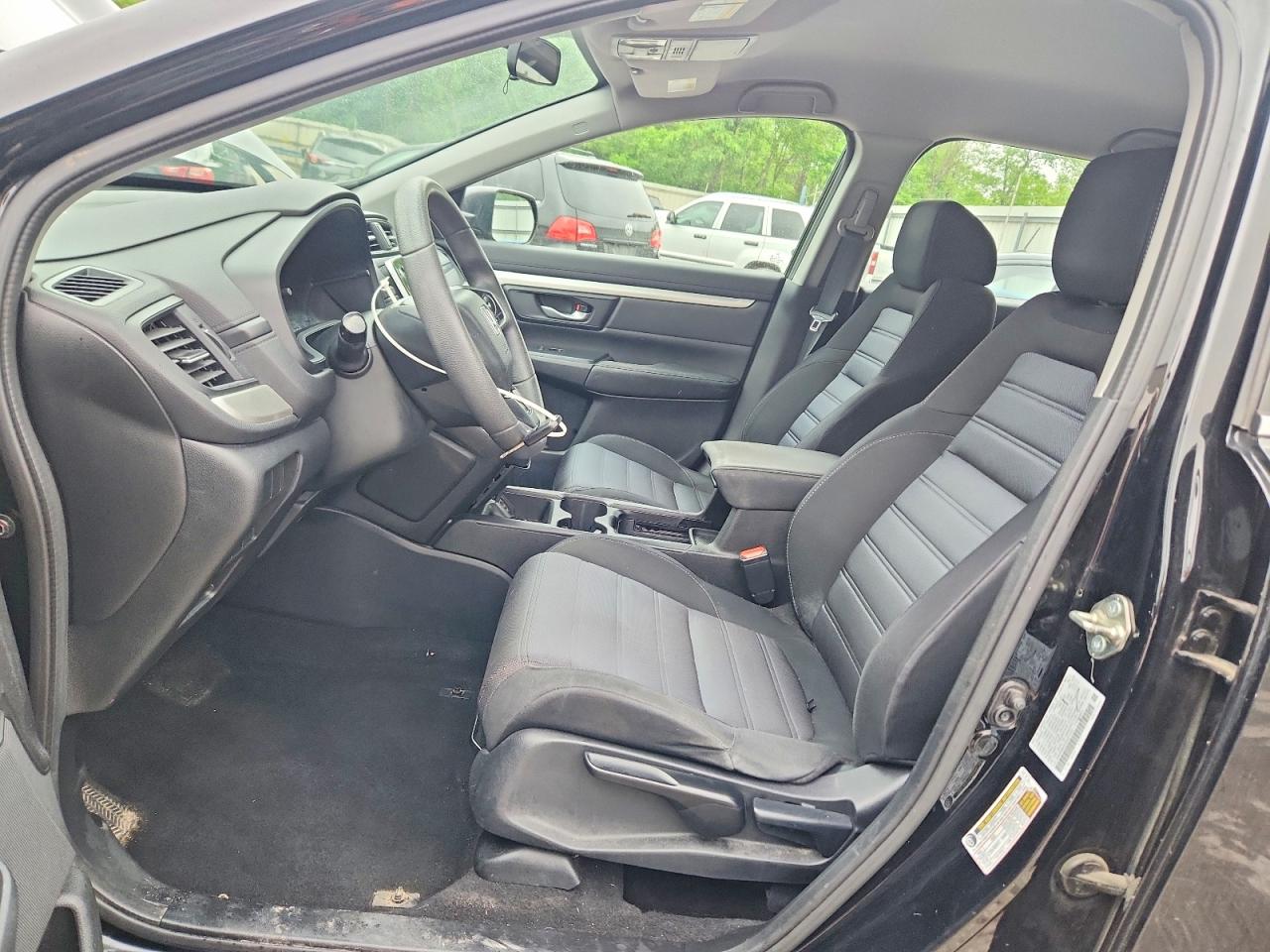 2017 HONDA CR-V LX photo 13