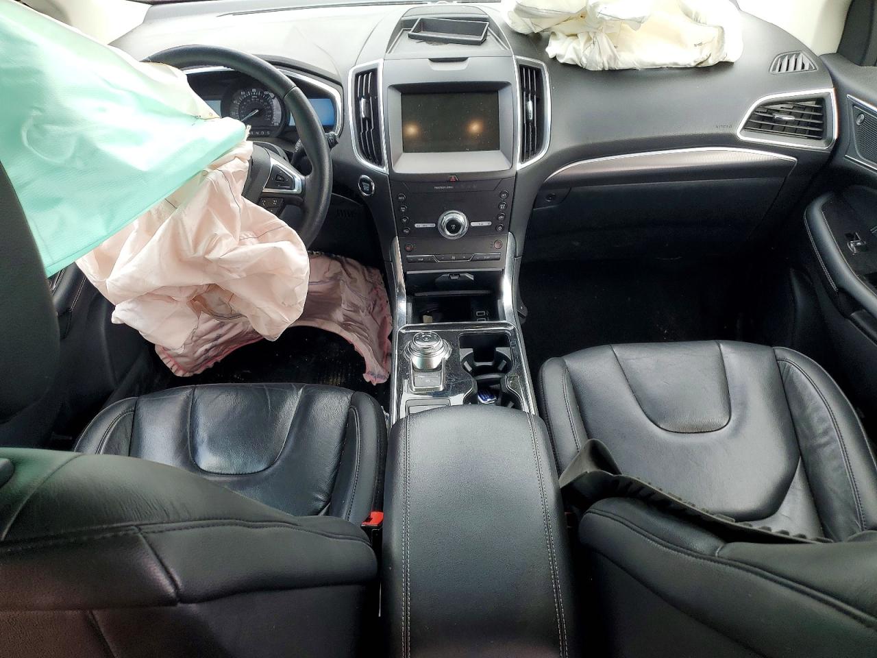 2020 FORD EDGE TITANIUM photo 8