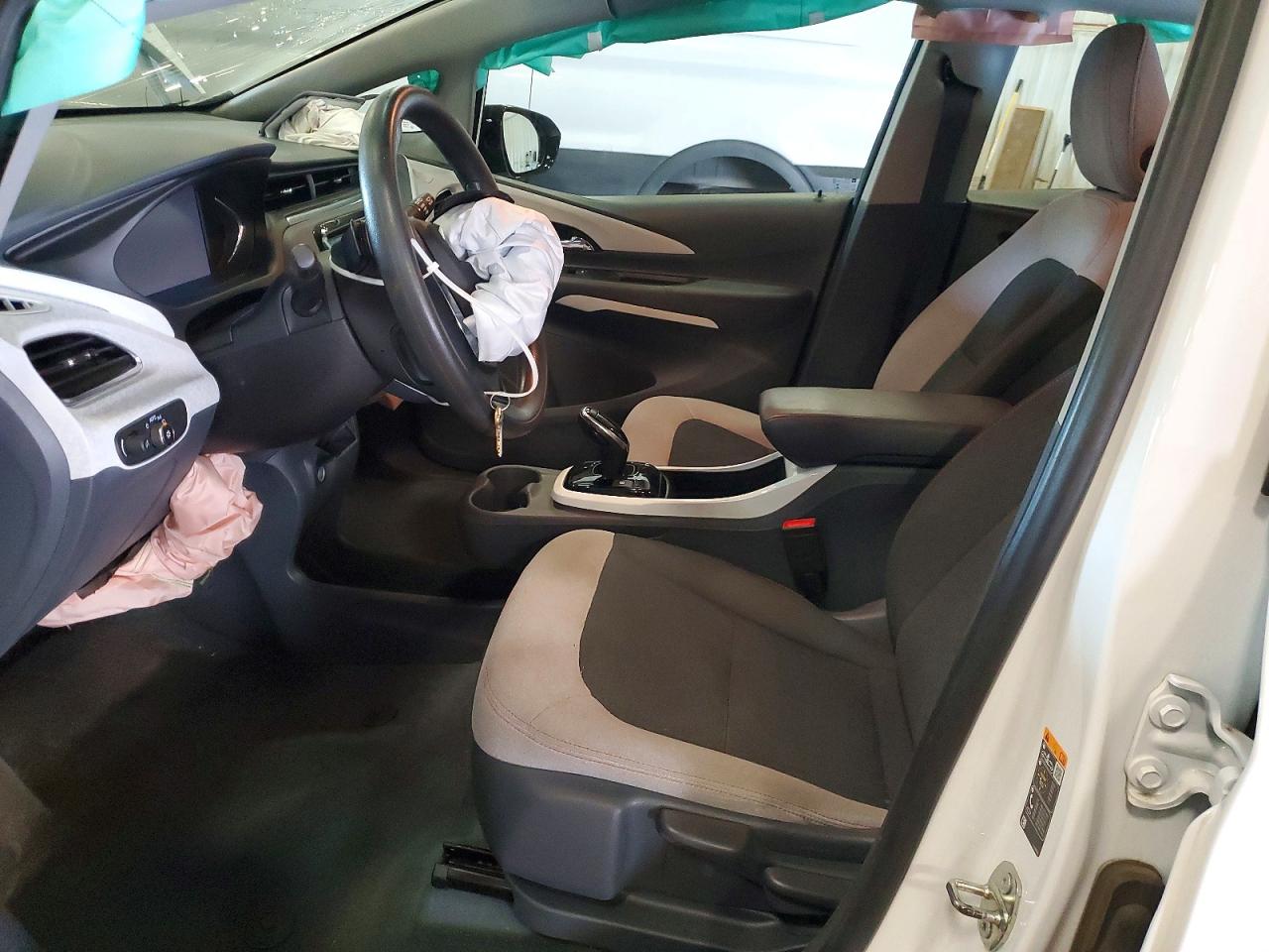 2020 CHEVROLET BOLT EV LT photo 19