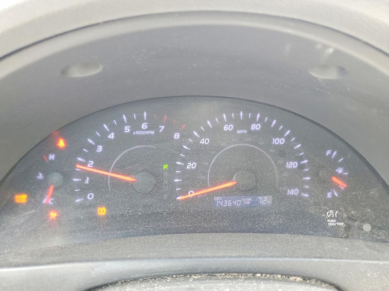 2011 TOYOTA CAMRY LE photo 17