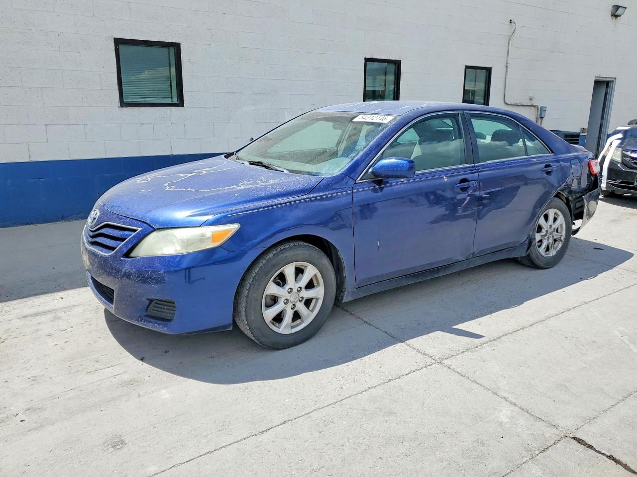 2011 TOYOTA CAMRY