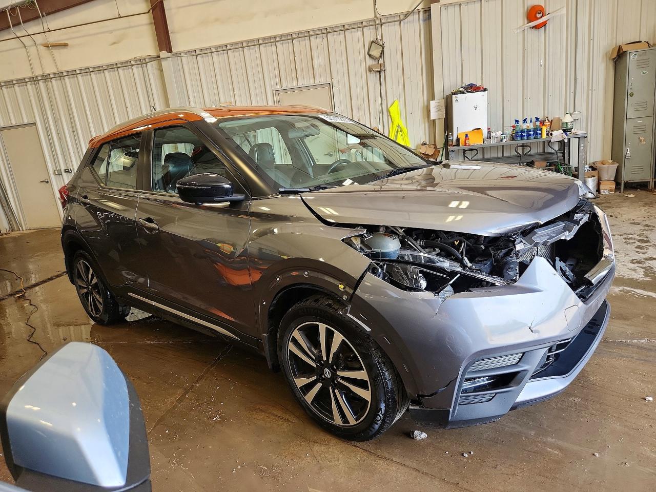 2018 NISSAN KICKS SR photo 7