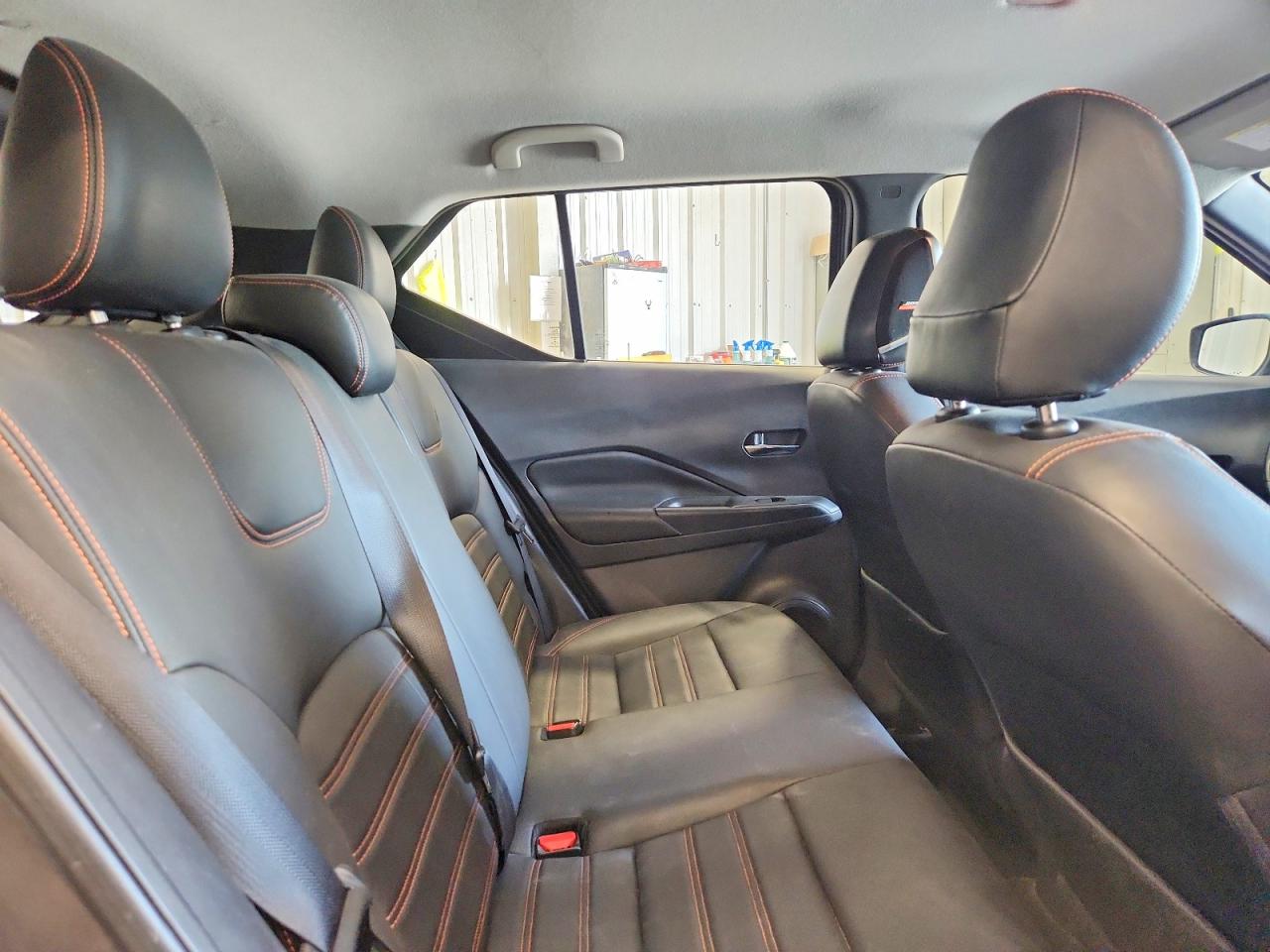 2018 NISSAN KICKS SR photo 21