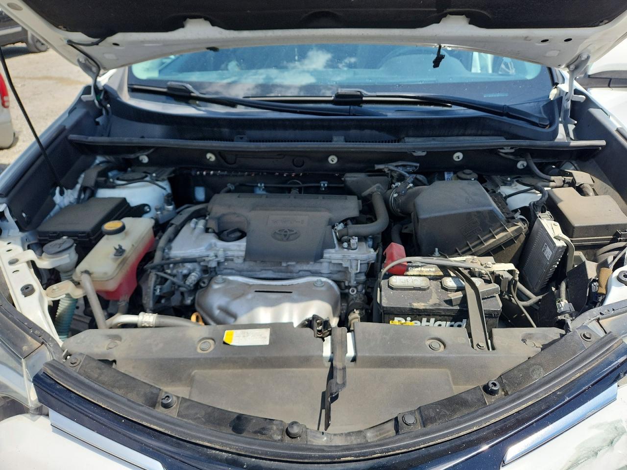 2018 TOYOTA RAV4 XLE photo 23