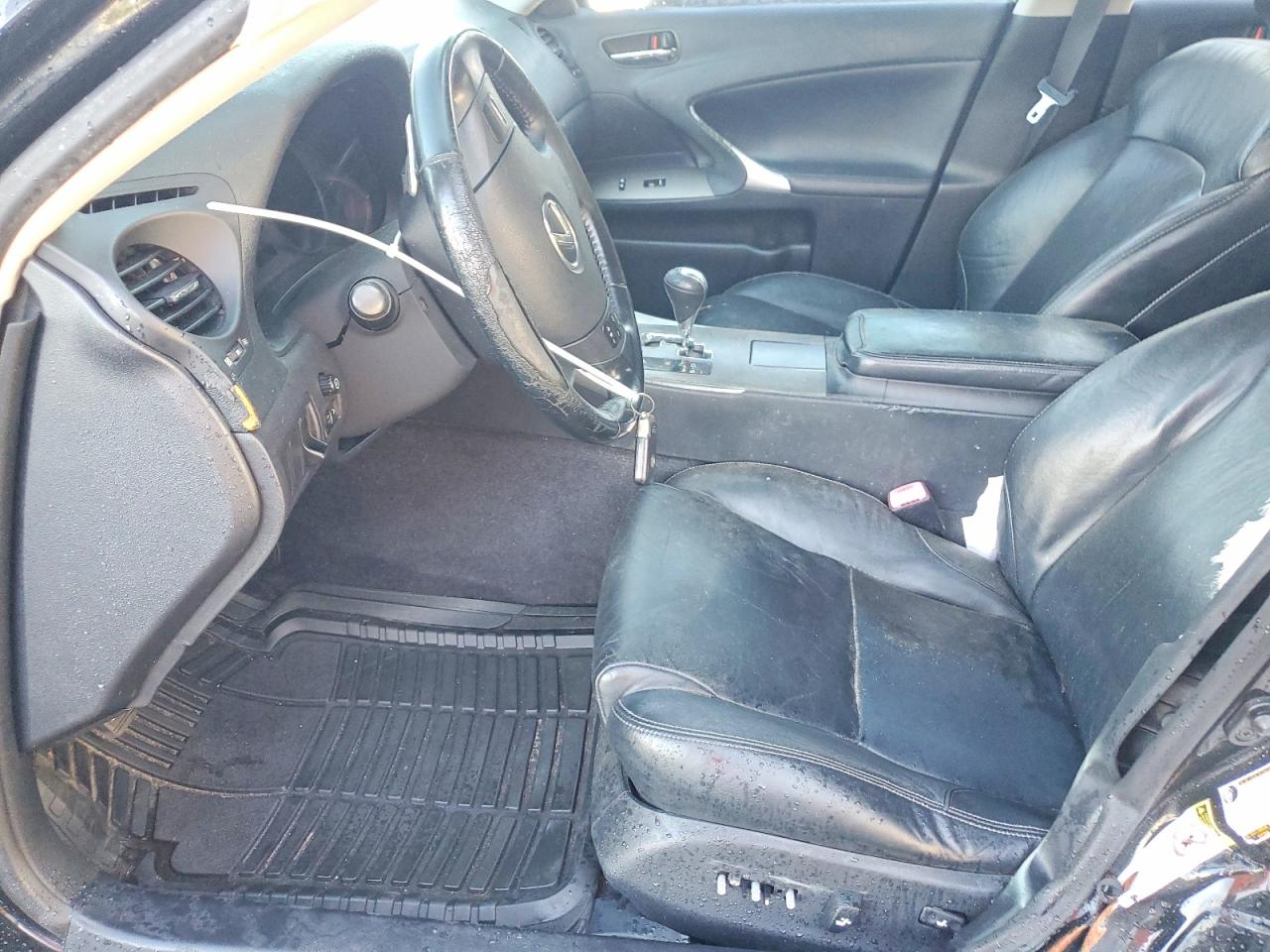 2009 LEXUS IS 250 photo 19