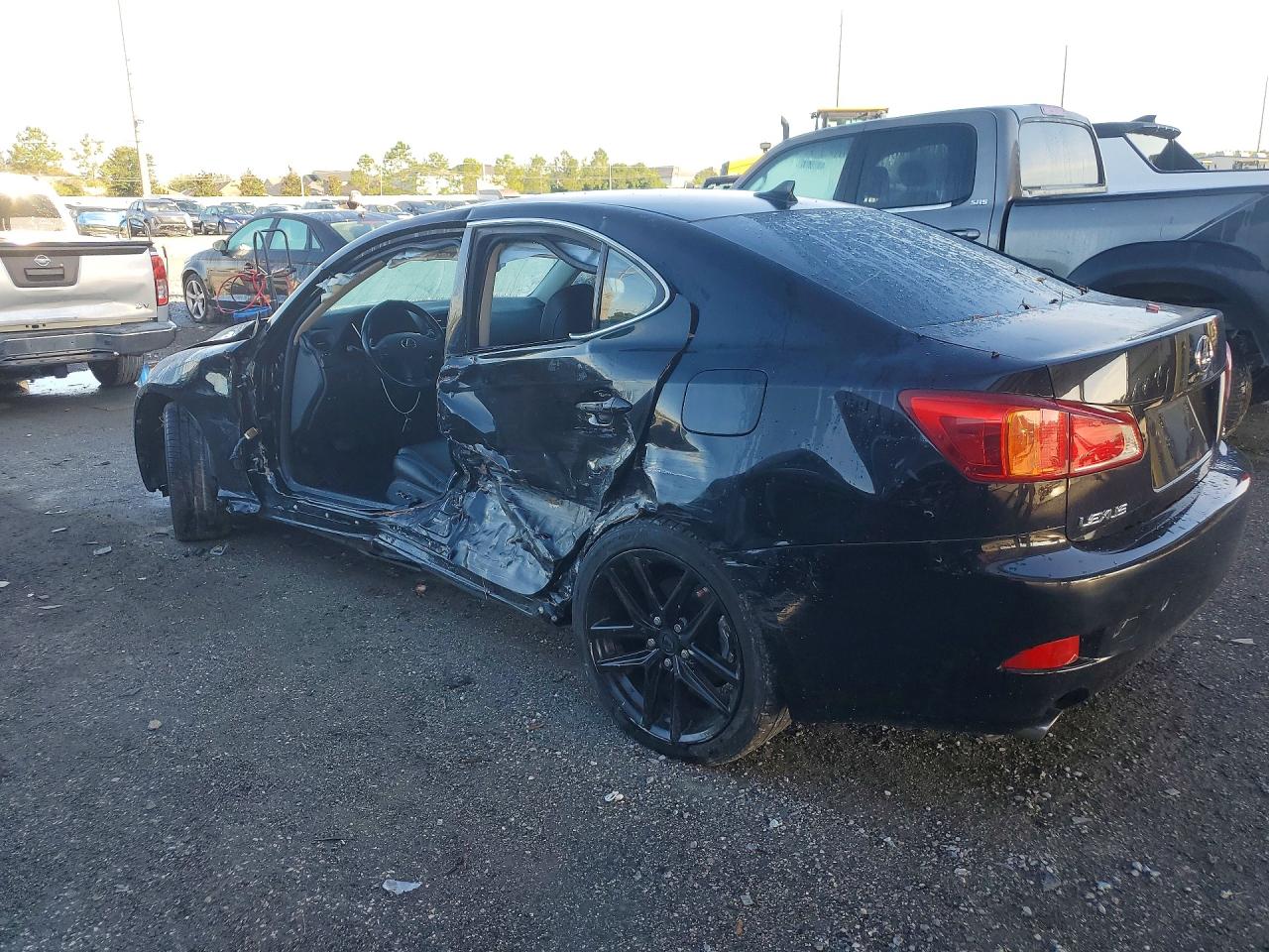 2009 LEXUS IS 250 photo 4