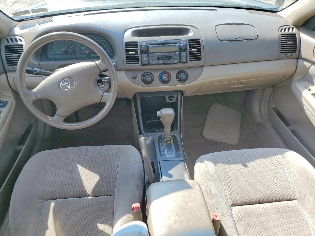 2003 TOYOTA CAMRY LE photo 8