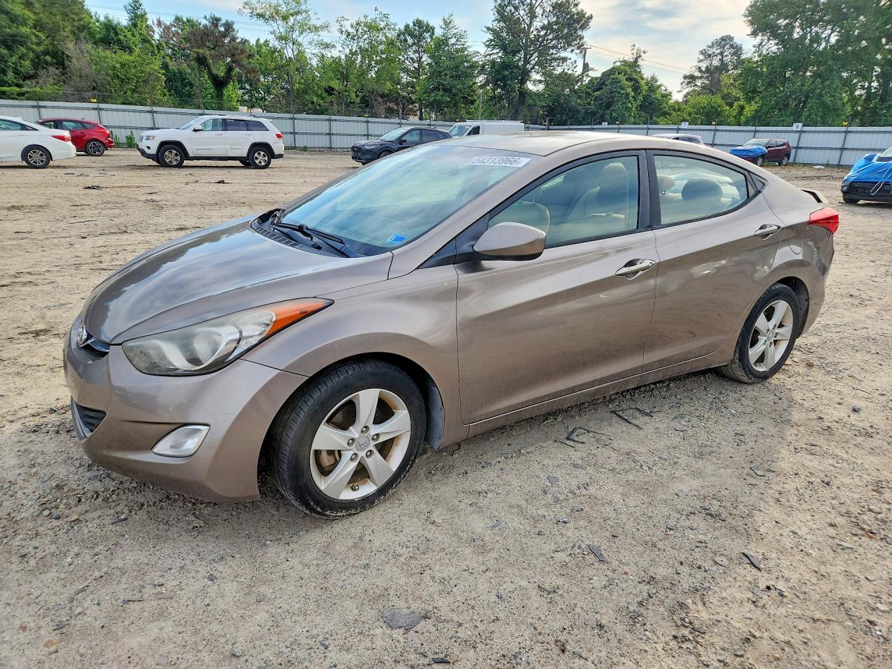 2013 HYUNDAI ELANTRA