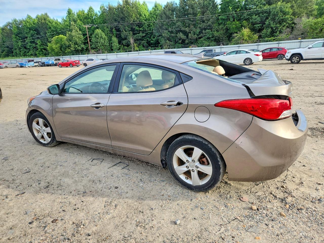 2013 HYUNDAI ELANTRA GLS photo 3