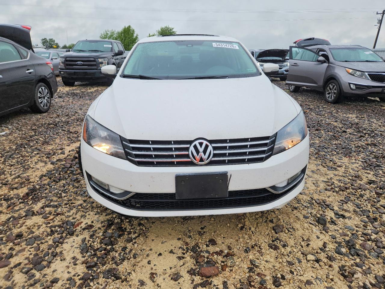 2014 VOLKSWAGEN PASSAT SEL photo 9