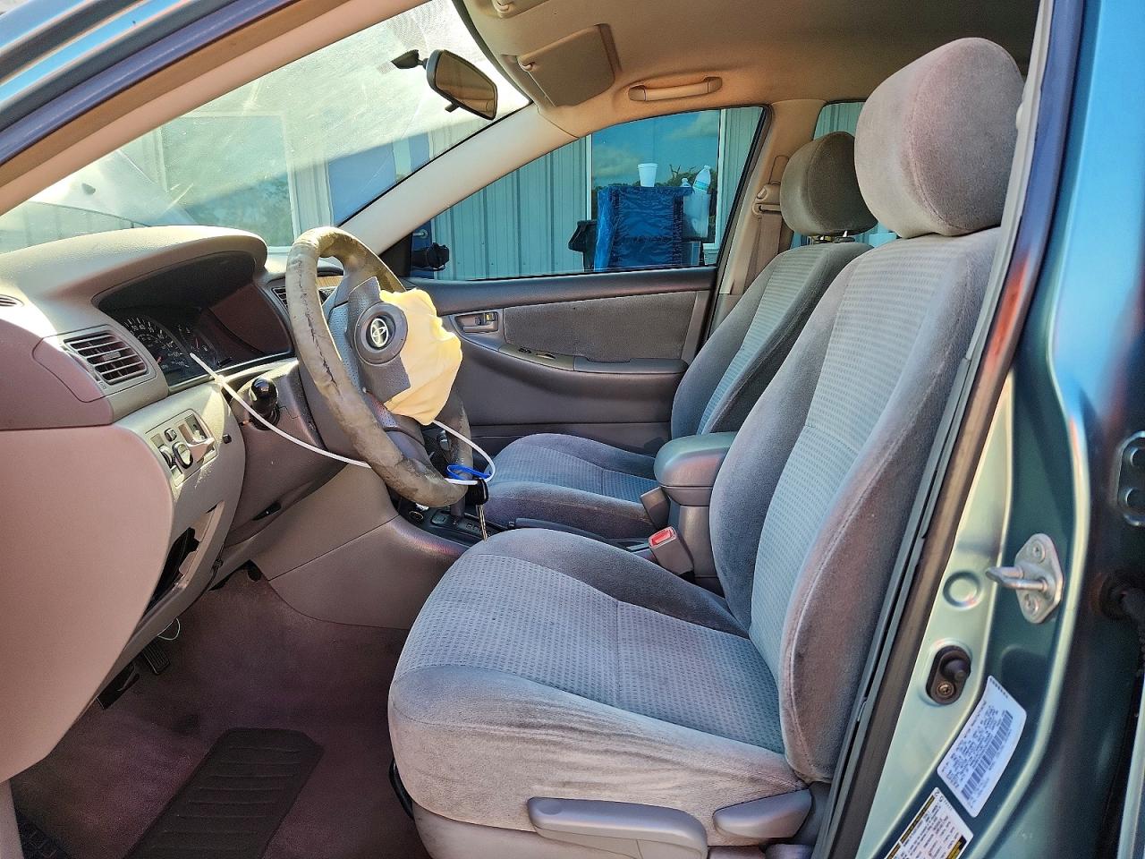 2006 TOYOTA COROLLA CE photo 13