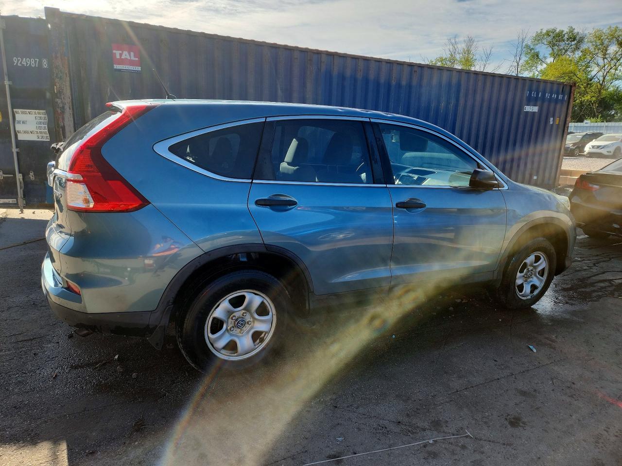 2015 HONDA CR-V LX photo 7