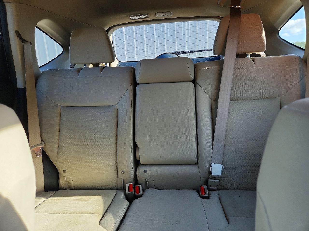 2015 HONDA CR-V LX photo 28