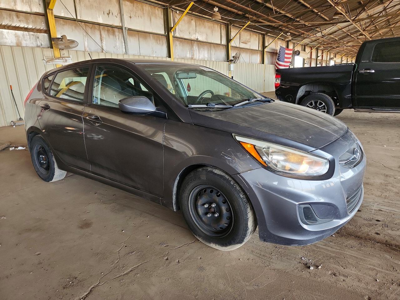 2017 HYUNDAI ACCENT SE photo 7