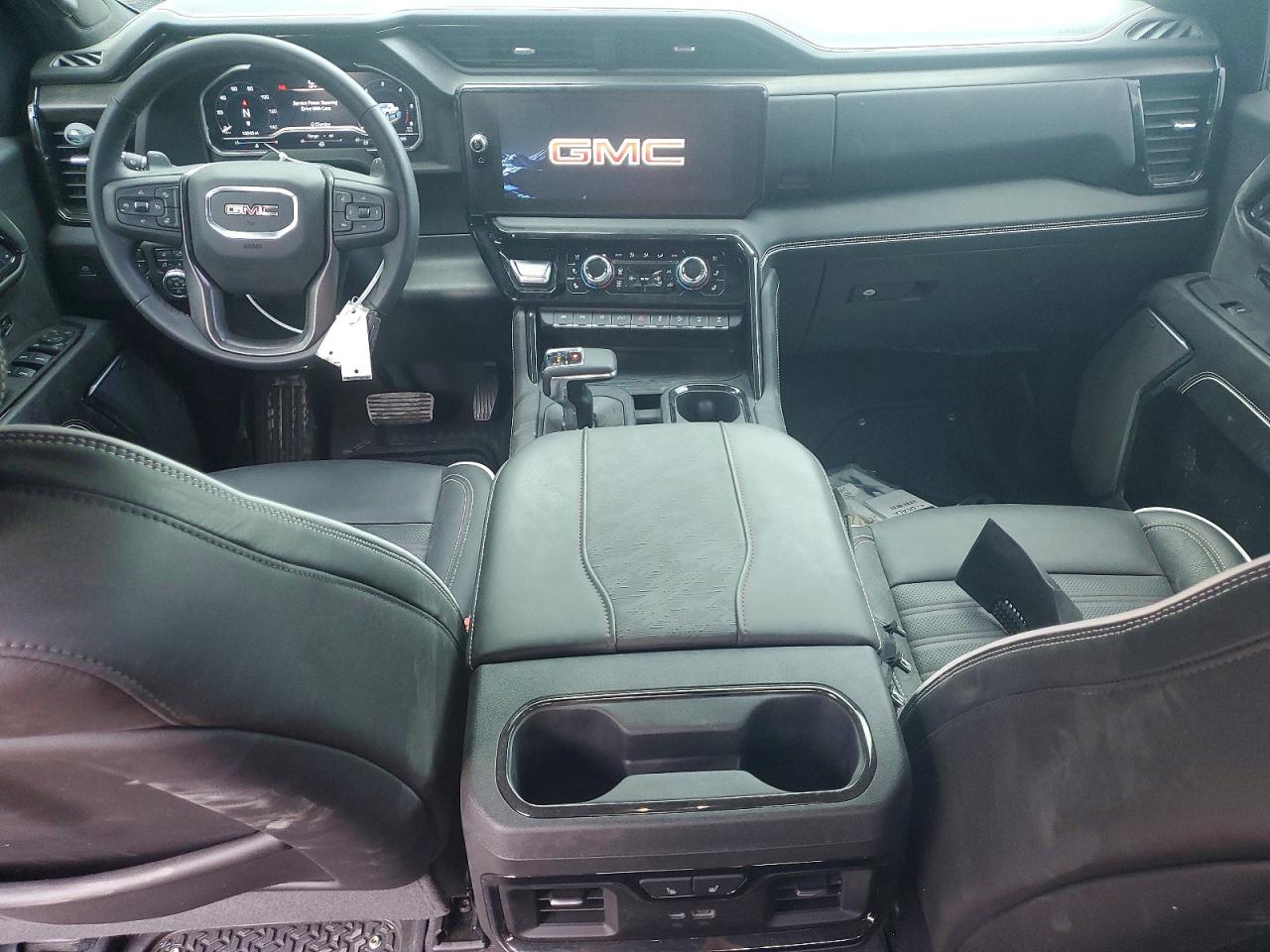 2025 GMC SIERRA K1500 AT4X photo 15