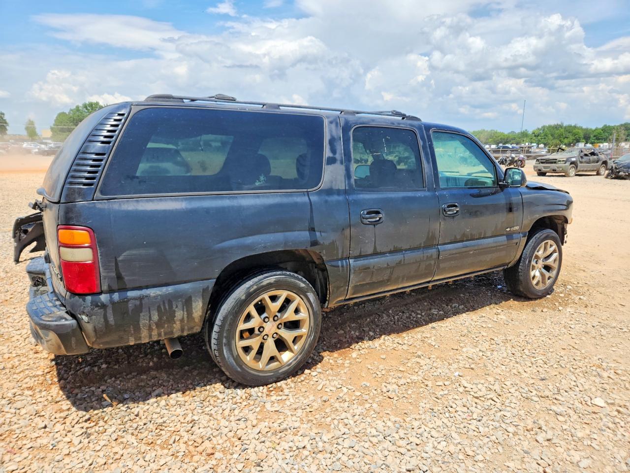2000 CHEVROLET SUBURBAN K1500 photo 5