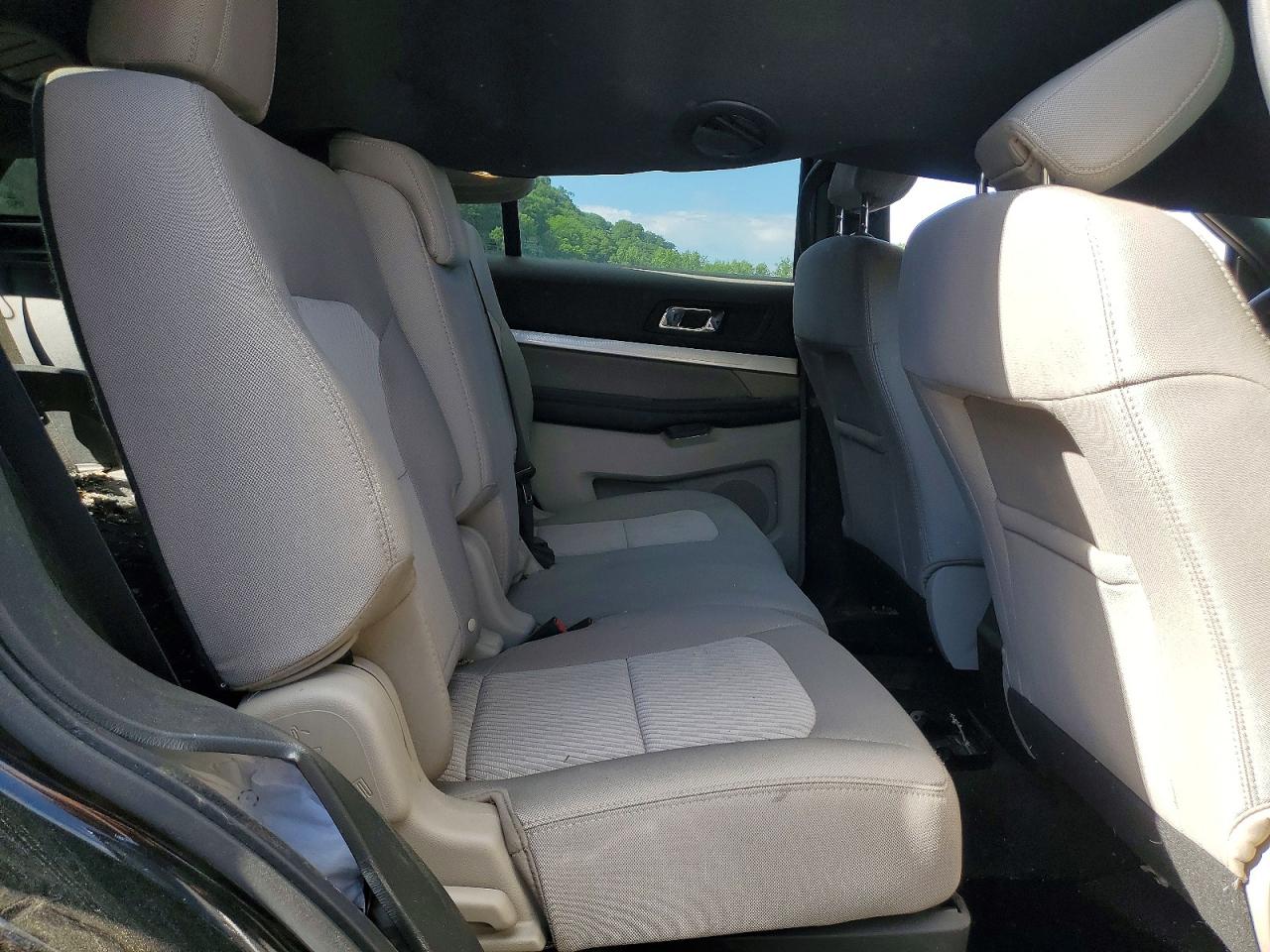 2018 FORD EXPLORER photo 31