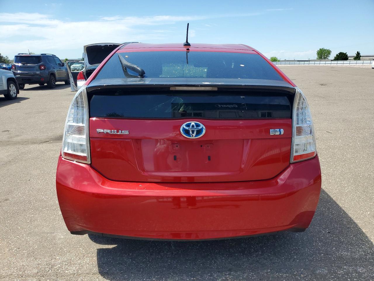 2011 TOYOTA PRIUS FOUR photo 16