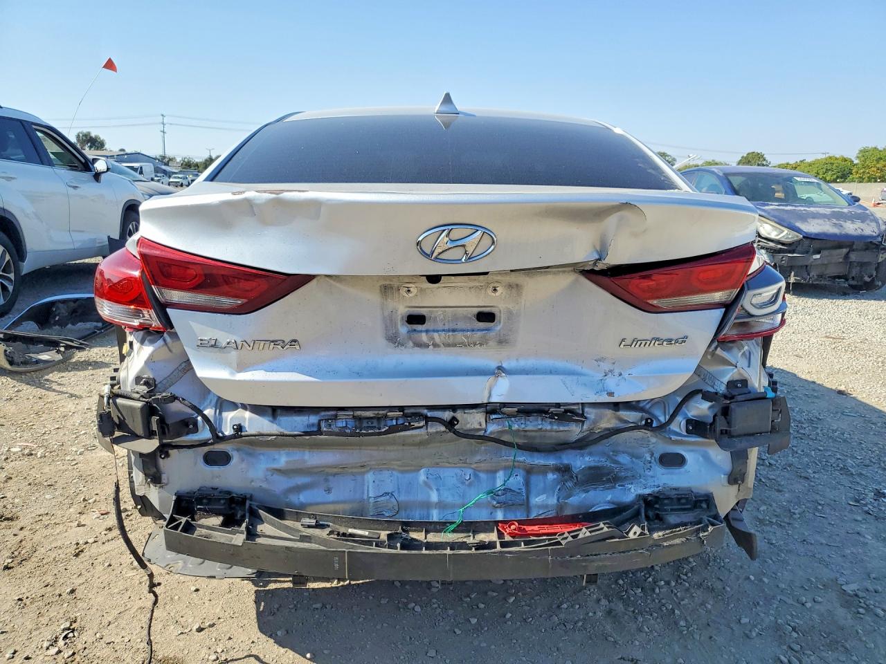 2018 HYUNDAI ELANTRA LIMITED photo 11