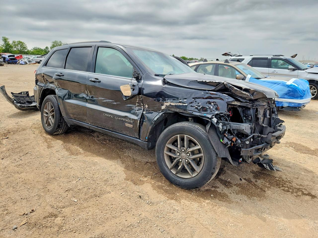 2016 JEEP GRAND CHEROKEE LAREDO photo 10