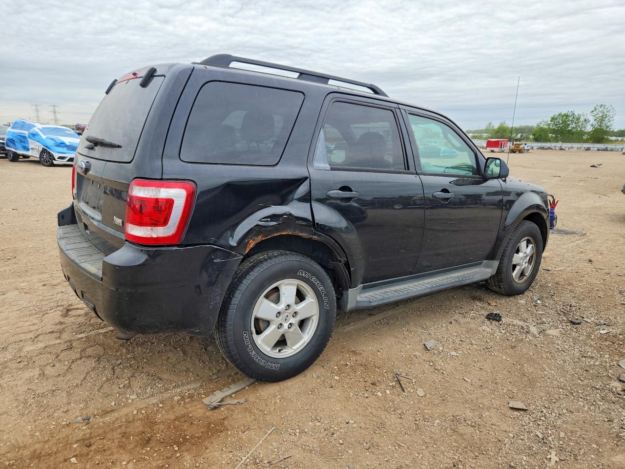 2012 FORD ESCAPE XLT photo 5