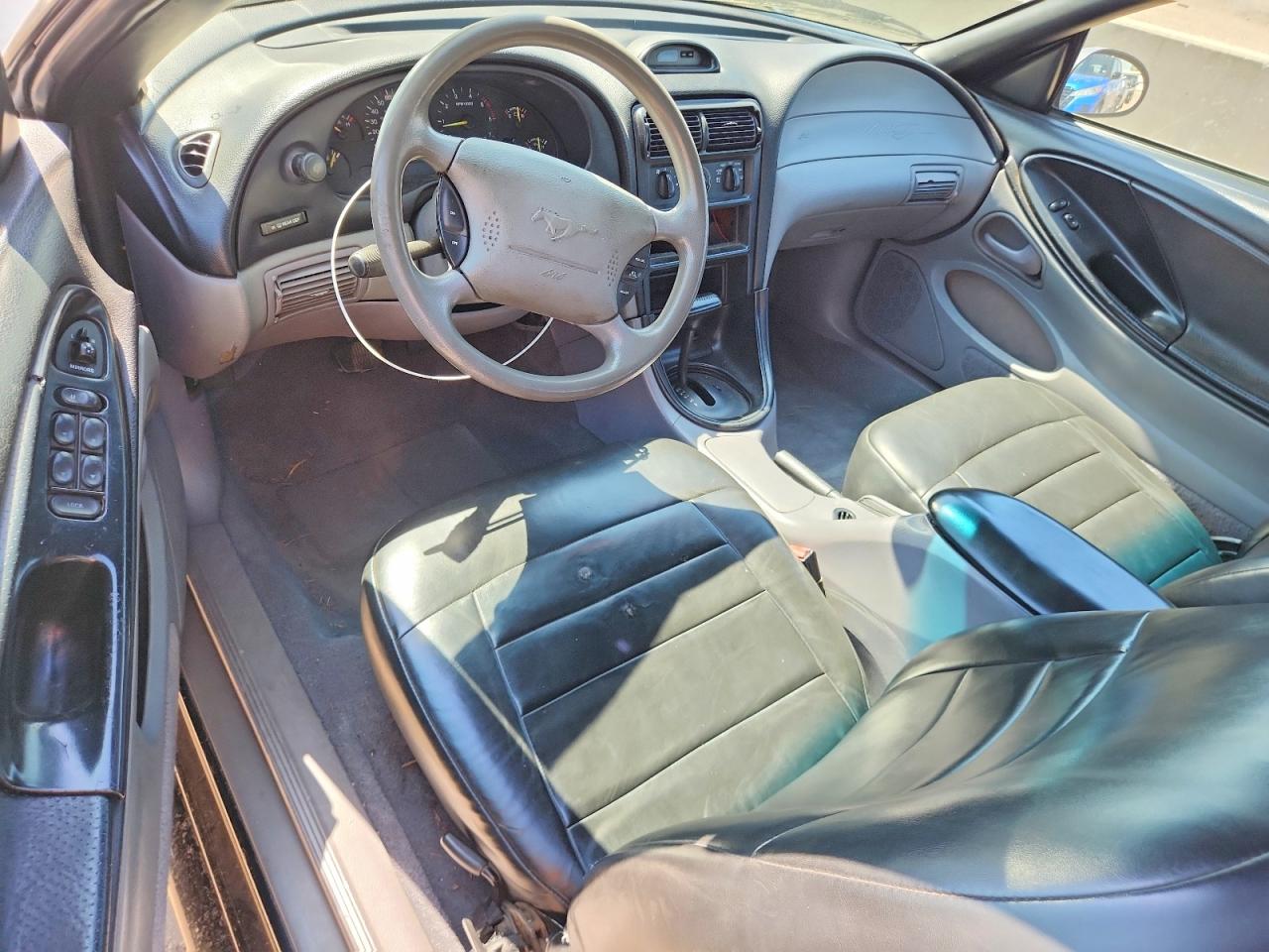 1994 FORD MUSTANG BASE photo 8