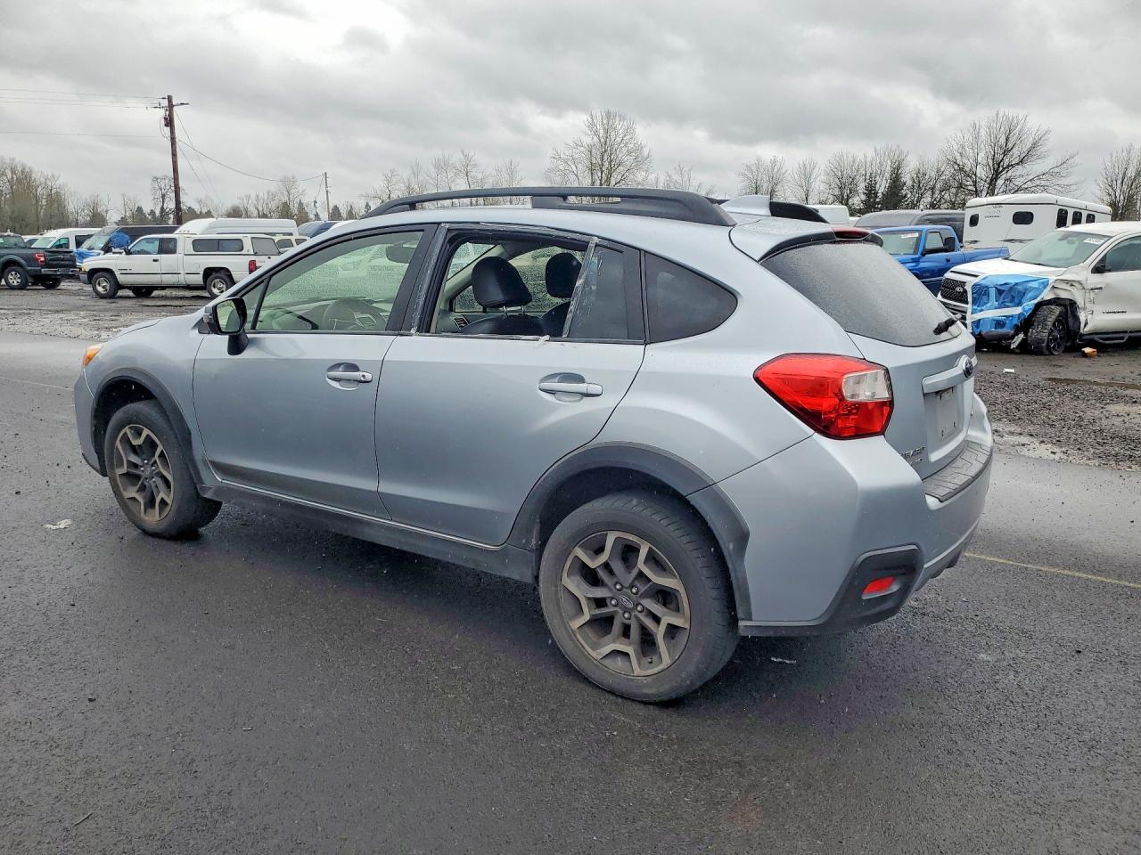 2017 SUBARU CROSSTREK LIMITED photo 2